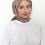 Kristal Eşarp Vizon